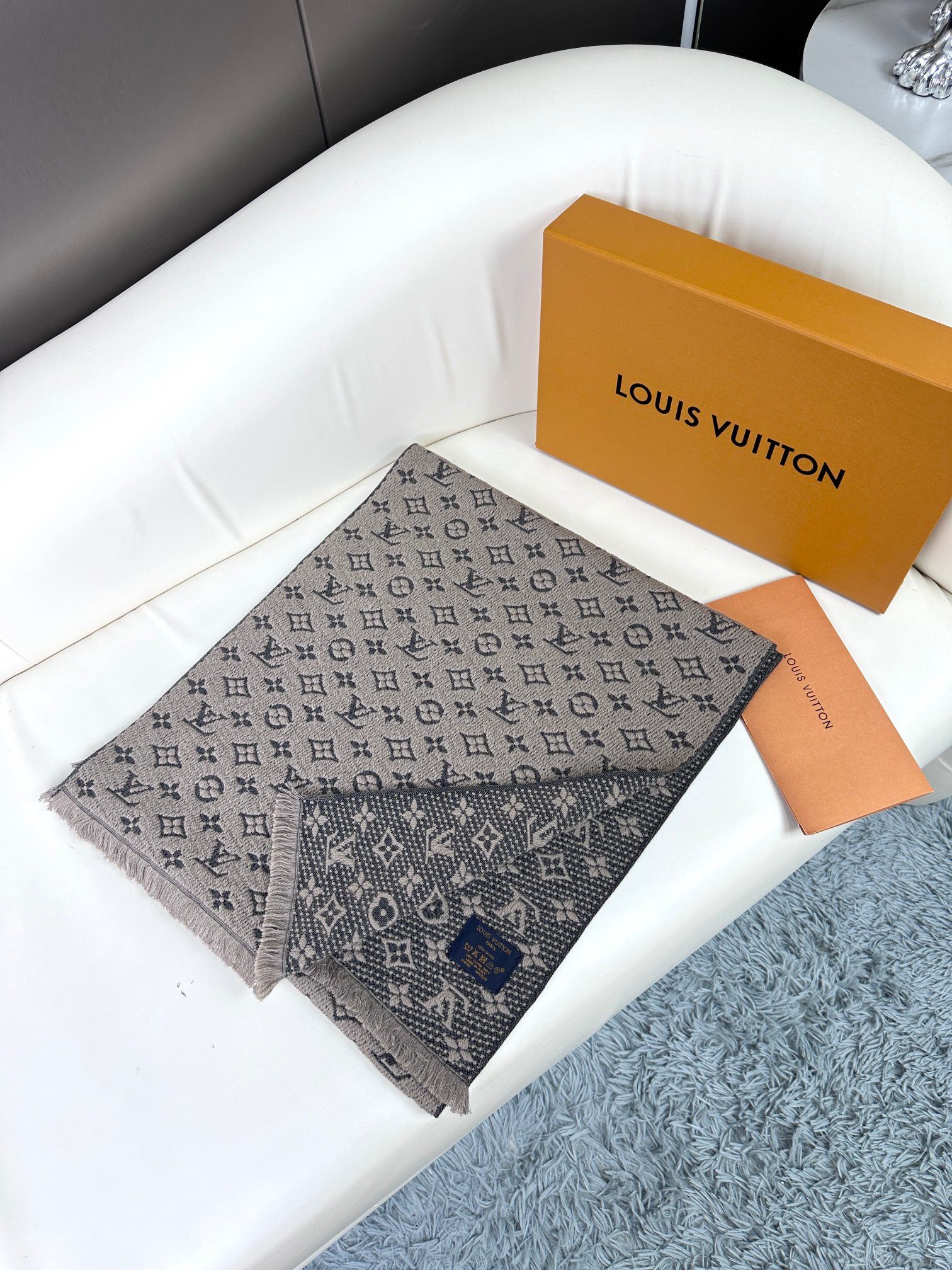 Louis Vuitton Scarf